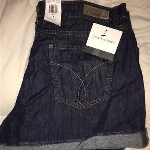 NEW WITH TAGS CALVIN KLEIN DENIM SHORTS SIZE 14